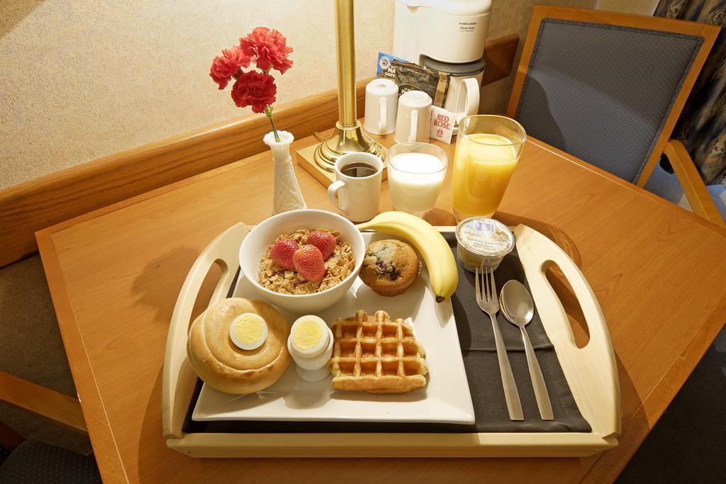Comfort Inn Orillia Zewnętrze zdjęcie