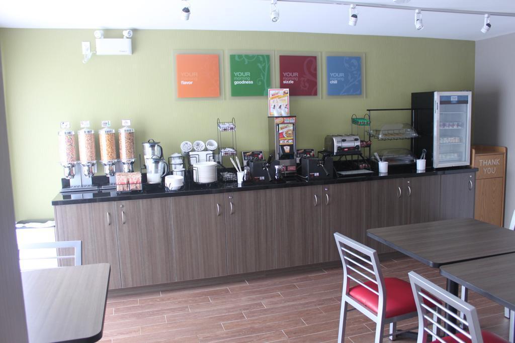 Comfort Inn Orillia Zewnętrze zdjęcie