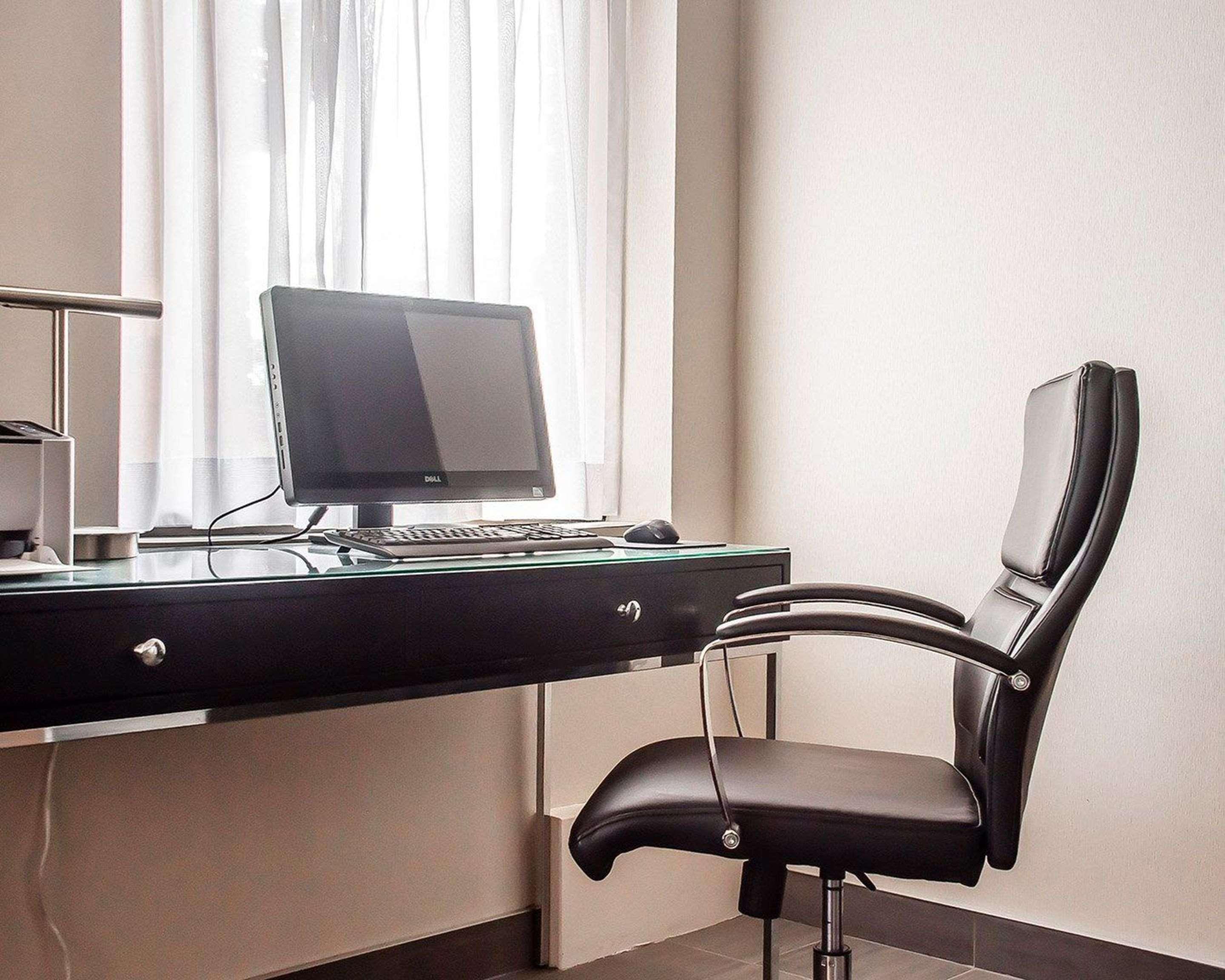 Comfort Inn Orillia Zewnętrze zdjęcie