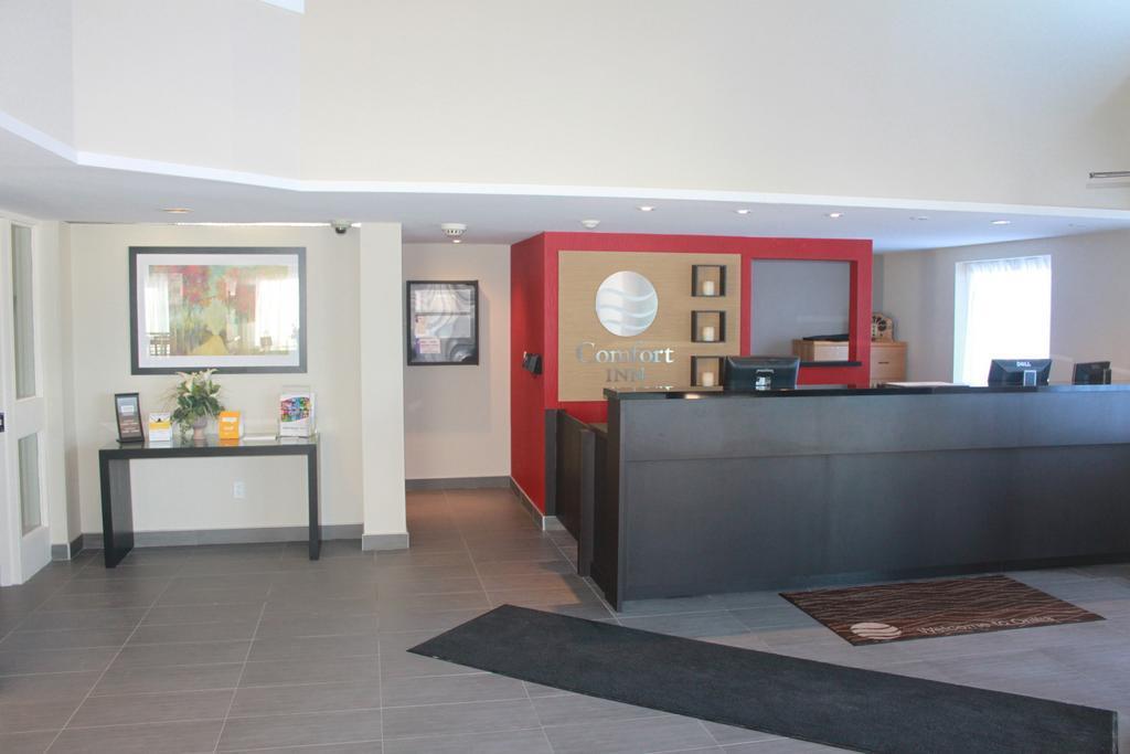 Comfort Inn Orillia Zewnętrze zdjęcie