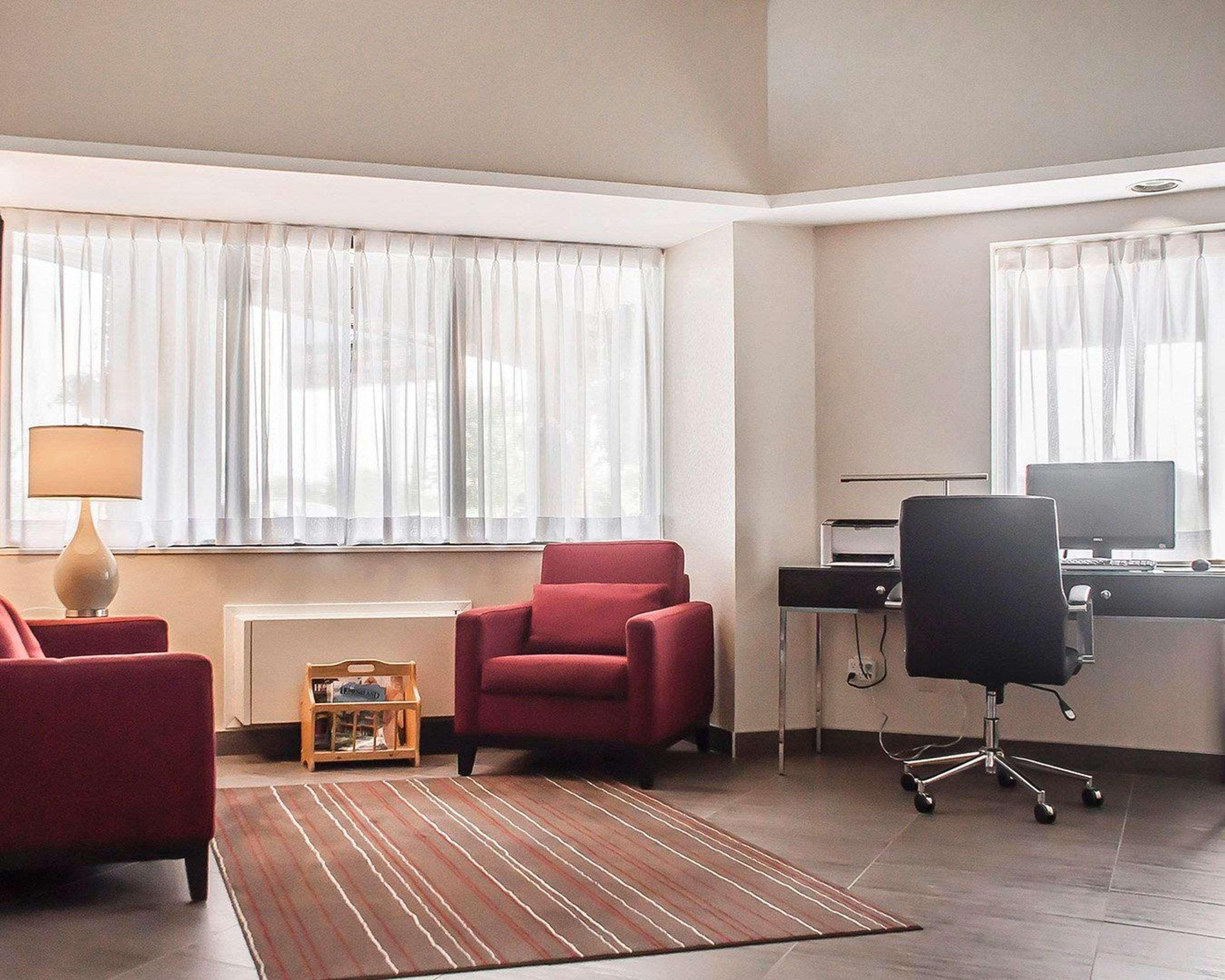 Comfort Inn Orillia Zewnętrze zdjęcie