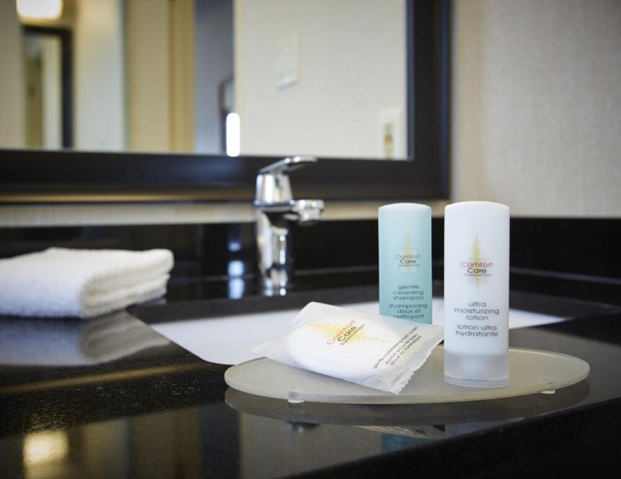 Comfort Inn Orillia Zewnętrze zdjęcie